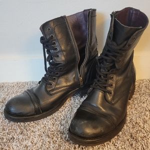 Vintage Steve Madden Black Leather Boots women's size 11
